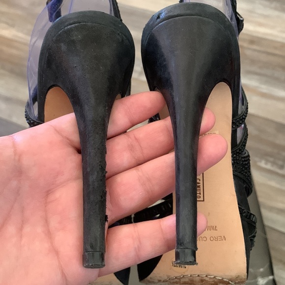7 1/2 Vince Camuto heels - Picture 6 of 9